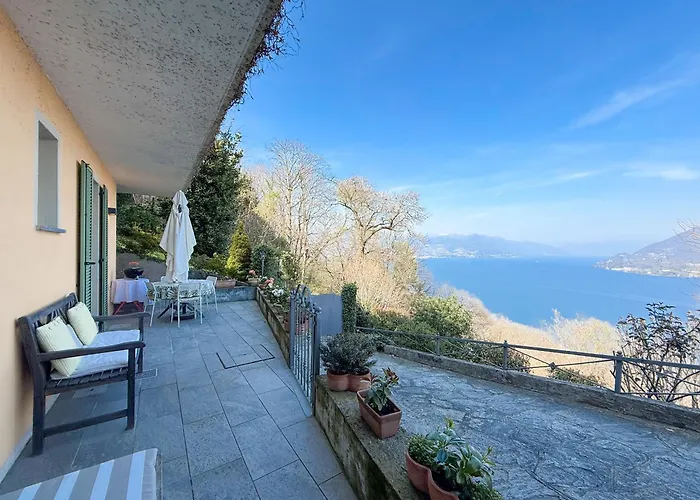 Paradiso Sotto Le Stelle, Jacuzzi Vista Apartment Brisino