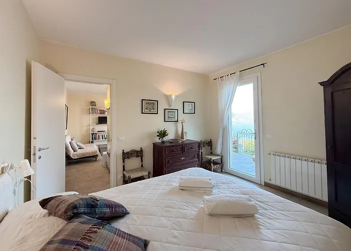 Paradiso Sotto Le Stelle, Jacuzzi Vista Apartment Brisino